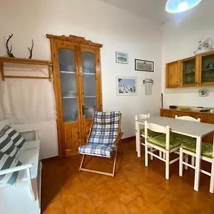 Gh Al Fortino Bilocale Con Giardino Appartamento Carloforte (Isola di San Pietro)